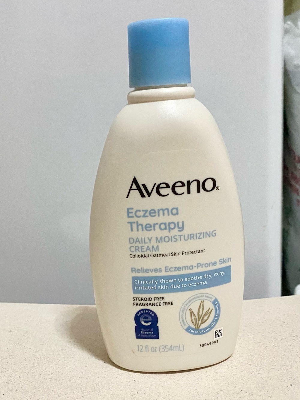 Aveeno Eczema Therapy Daily Moisturizing Cream 12oz